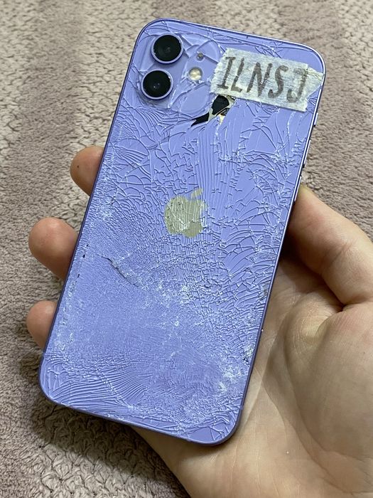 Телефон Apple Iphone 12