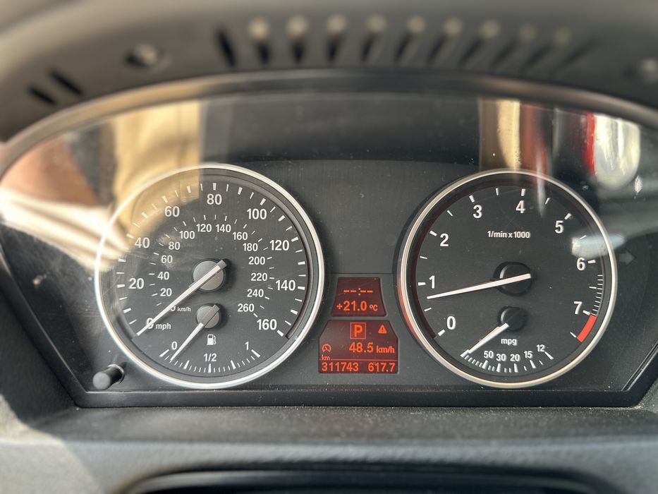 BMW X5 E70 2012p
