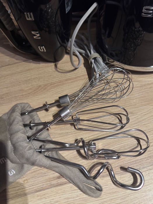Batedeira smeg com acessorios