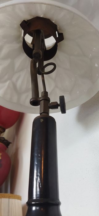 Candeeiro antigo Jerry Coleman Collection