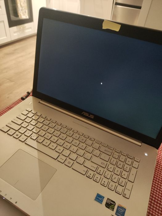 Komputer ASUS N750JK – laptop gamingowy z Mocą i Elegancją