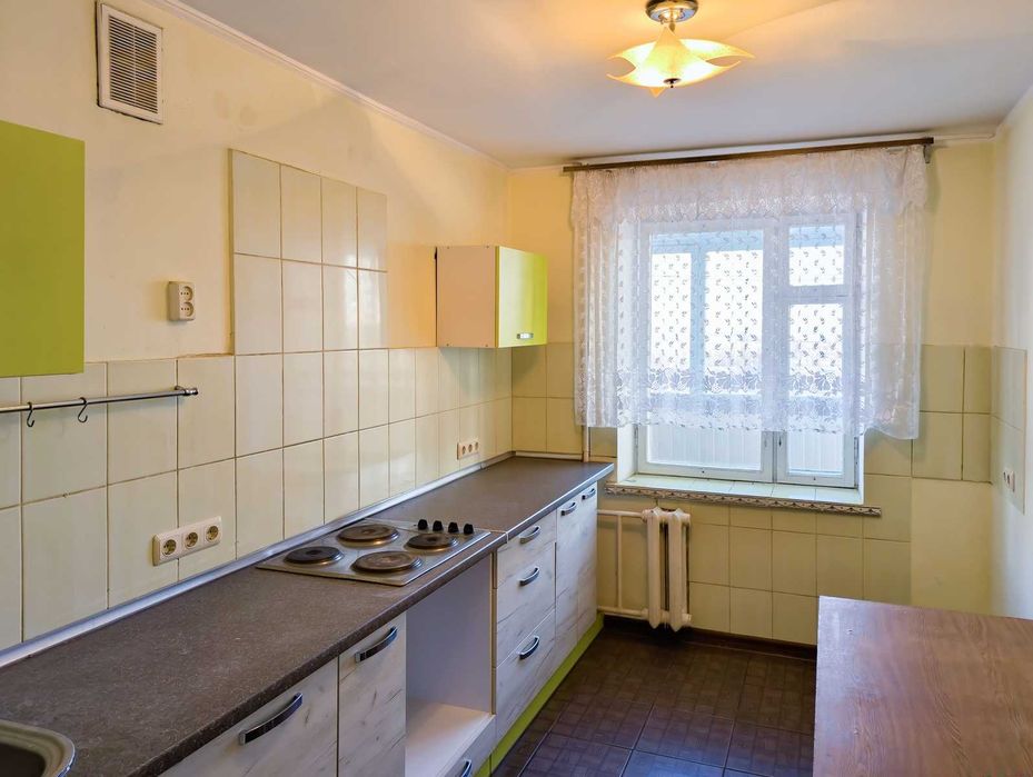 3 кімнатна квартира в Рівному, цегляний будинок