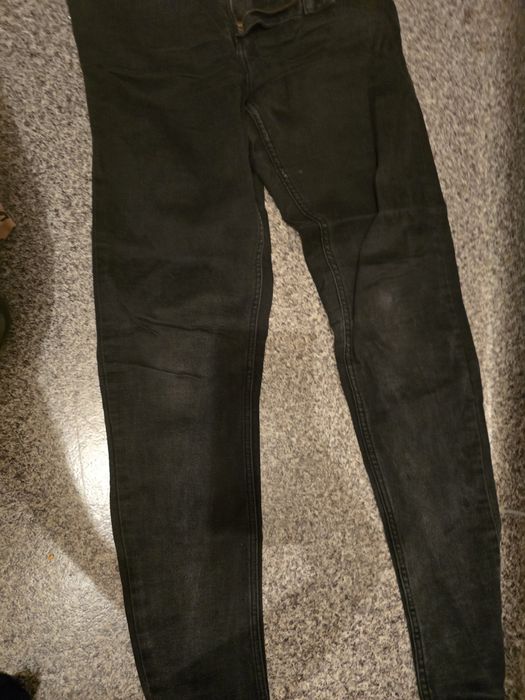damskoe spodnie M