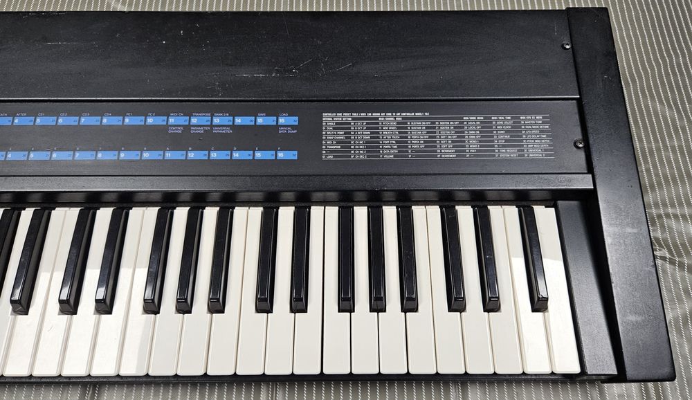 Yamaha KX76 master MIDI Keyboard