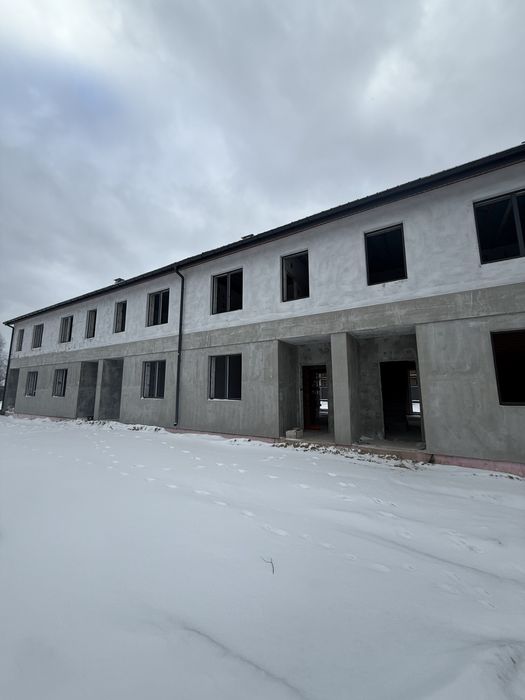 Таунхауси в Ворзелі з великими дворами! Газ! Навпроти ліс!