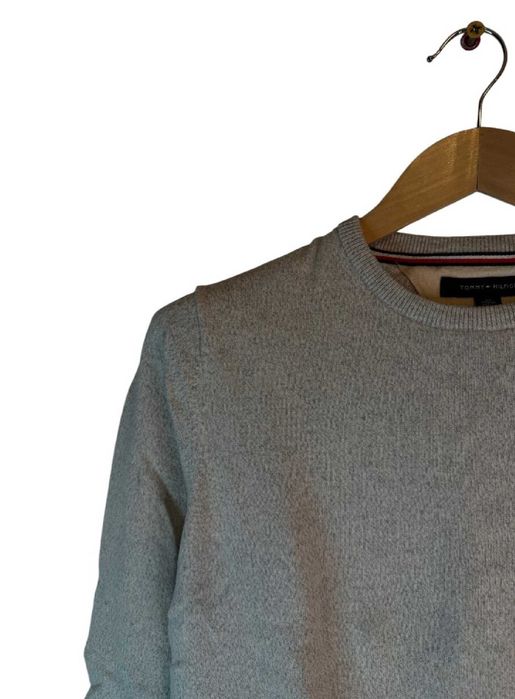 Sweter Tommy Hilfiger szary z logiem XS
