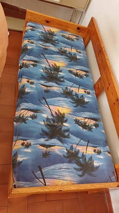 Sofa cama solteiro ótimo