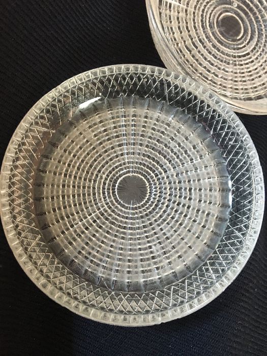 Szklane spodki, podstawki , świeczniki, kratka, PRL , 6 szt