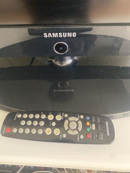 Tv Samsung a cores