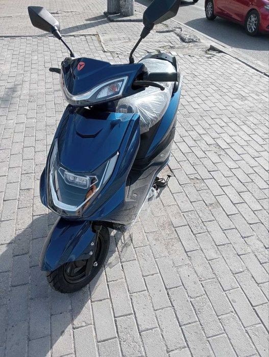 електроскутер Yadea luna