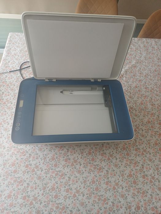 Impressora HP Deskjet 2720 (Multifunções - Jato de Tinta - Wi-Fi - Bluetooth)