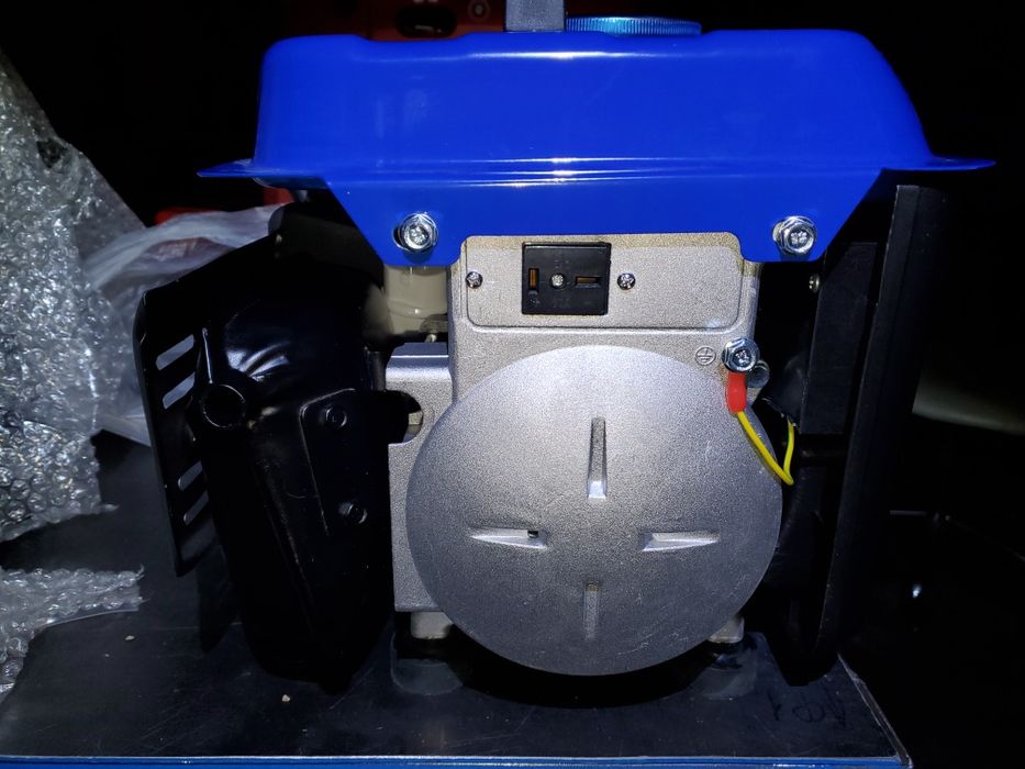 Бензиновий генератор 2 кВт SNKPower