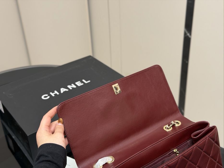 Chanel Pharrell сумка женская бордовая  кожаная оригинал