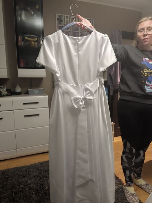 Sukienka komunijna szyta na miarę