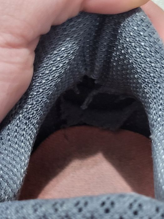 Buty sportowe na siłownie, do biegania  r. 40 Under Armour