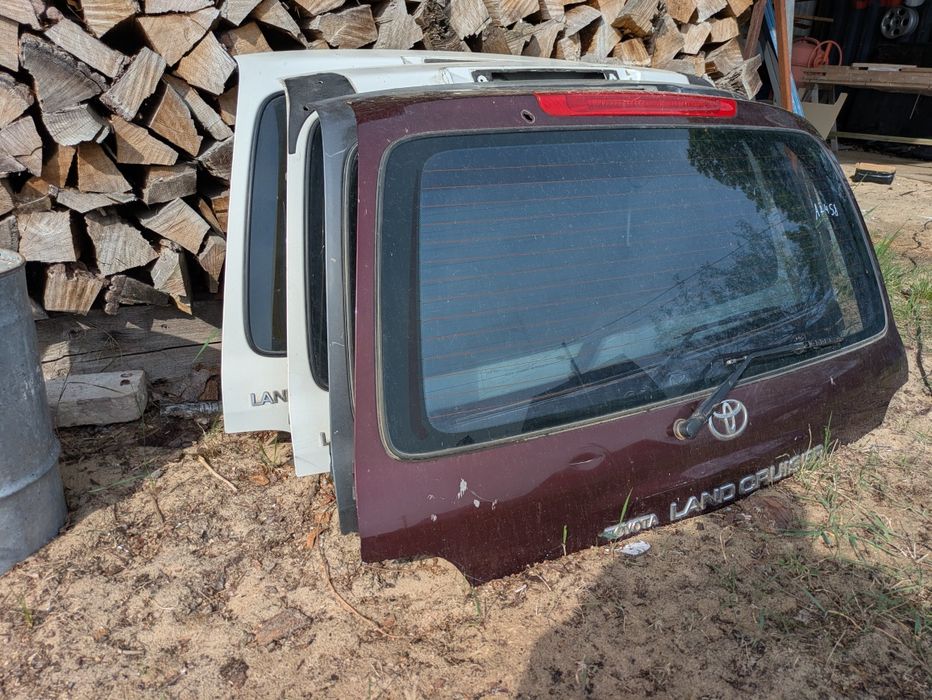 Klapa bagażnika Toyota Land Cruiser J10 100