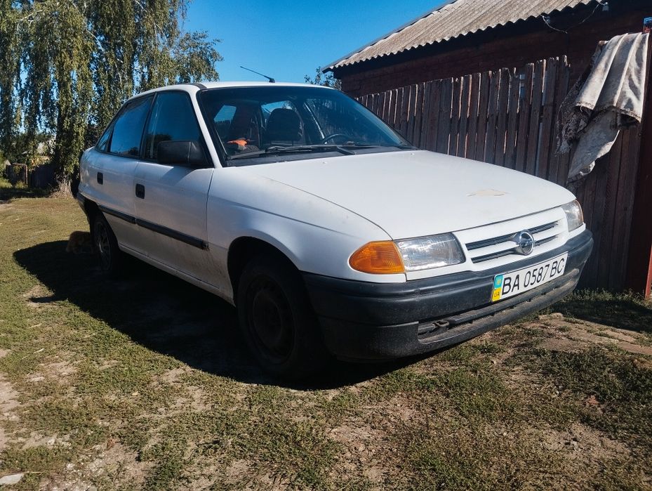 Продам Opel astra F