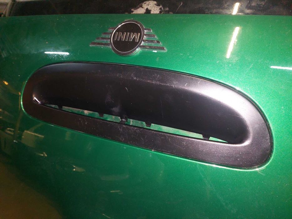 51137328312 забірник капота .забірник повітря Mini f54. f56.