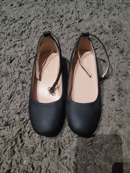 Czarne buty dla dziewczynki