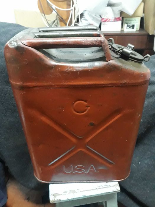 U.S.A jerrican military