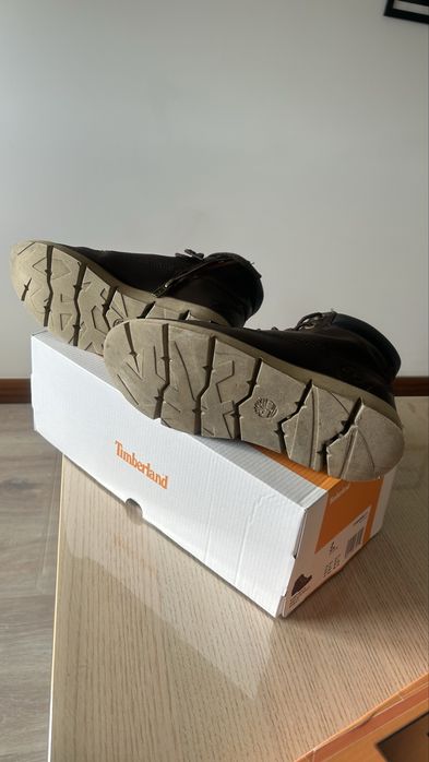 Bota Timberland em pele. Tamanho 35