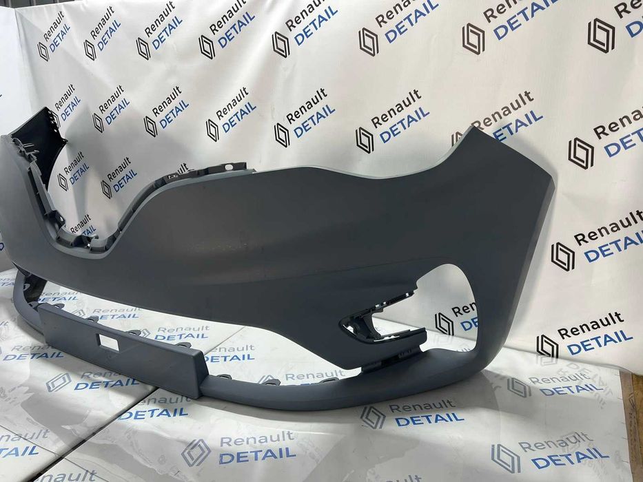 Бампер передній на Renault Zoe 2 z.e 2014- Оригінал Рено Зое 2