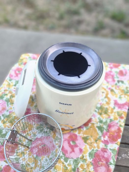 Fritadeira peqena / fondue