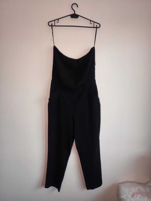 Elegancki czarny kombinezon marki Zara w rozmiarze M/38