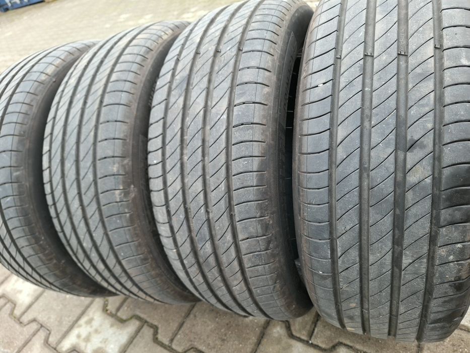 Sprzedaż opon używanych