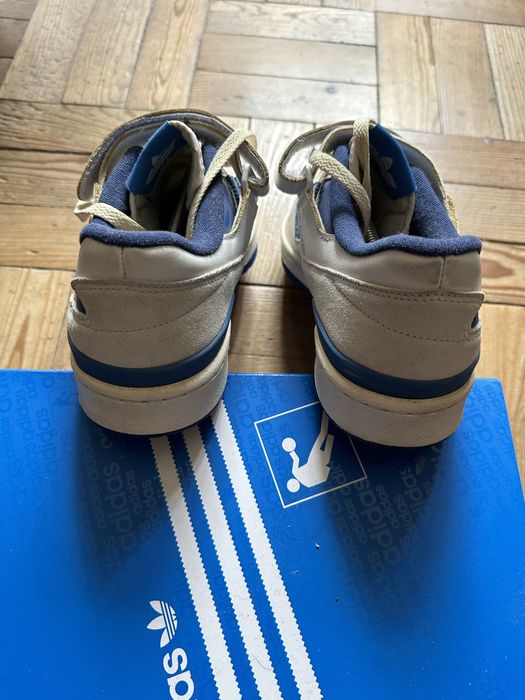 Adidas forum 84 azuis e brancos