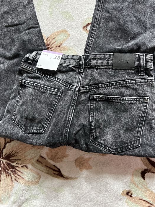 Джинси mom нові