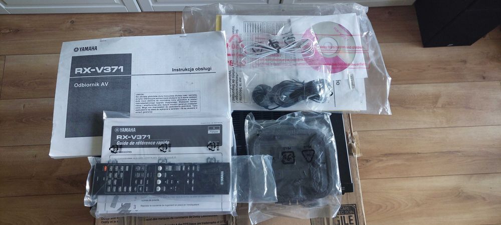 Amplituner Yamaha RX-V371 5.1, HDMI, osprzęt, pilot