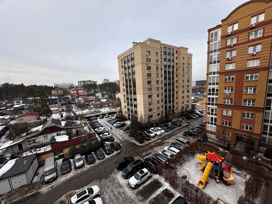 ЖК Центральний, велика двушка з ремонтом меблями і технікою