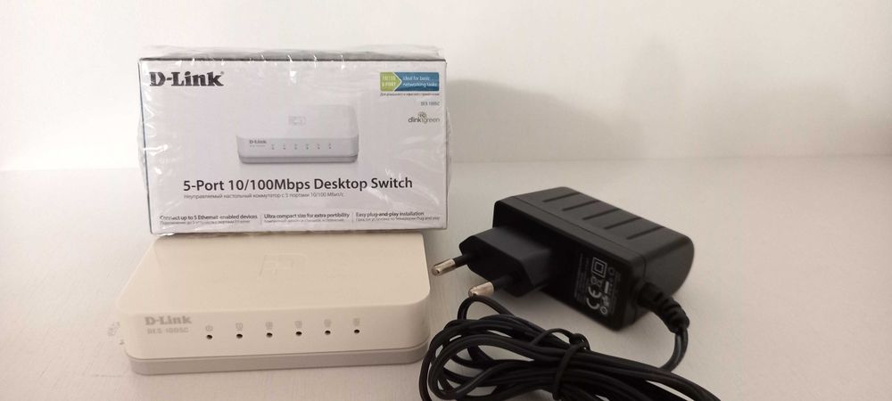 Коммутатор Switch D-Link DES-1005C на 5 портов, надежный и компактный