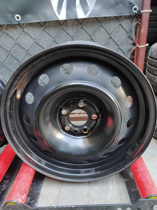 4x używane felgi stalowe R16 5x98 Fiat 500L Tipo Doblo Opel Combo D