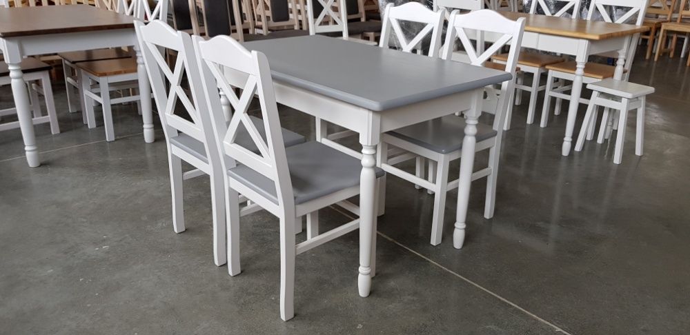 Zestaw stół+ 4 krzesła  do kuchni restauracji  baru Producent nowy