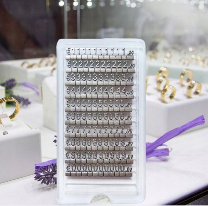 Kostki cenowe 3D lub etykiety cenowe do ekspozycji produktów do Butiku