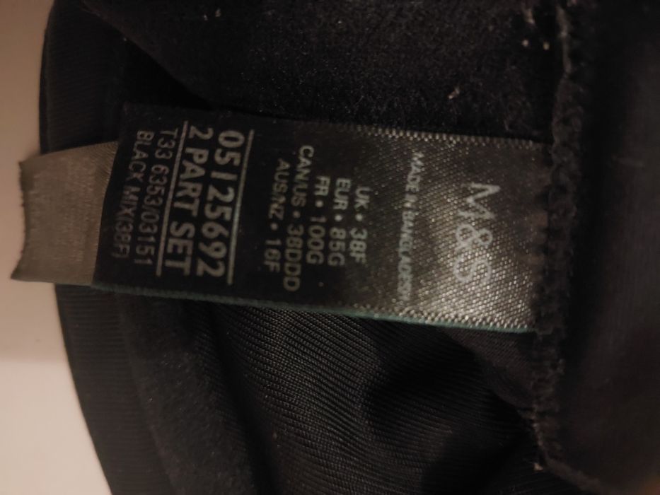 Biustonosz sportowy 85G M&S