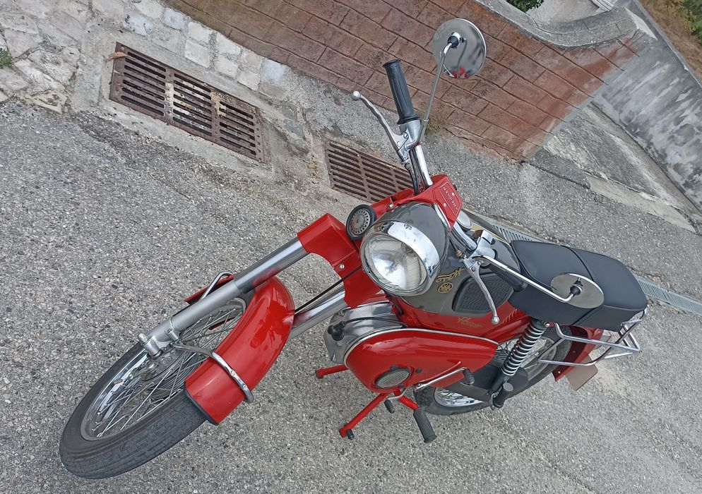 Vendo motorizada "Kreidler Floret'/restaurada faz 4 Anos!