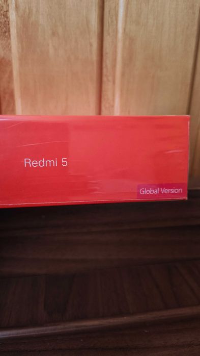 Телефон Xiaomi Redmi 5 3/32 Гб Black