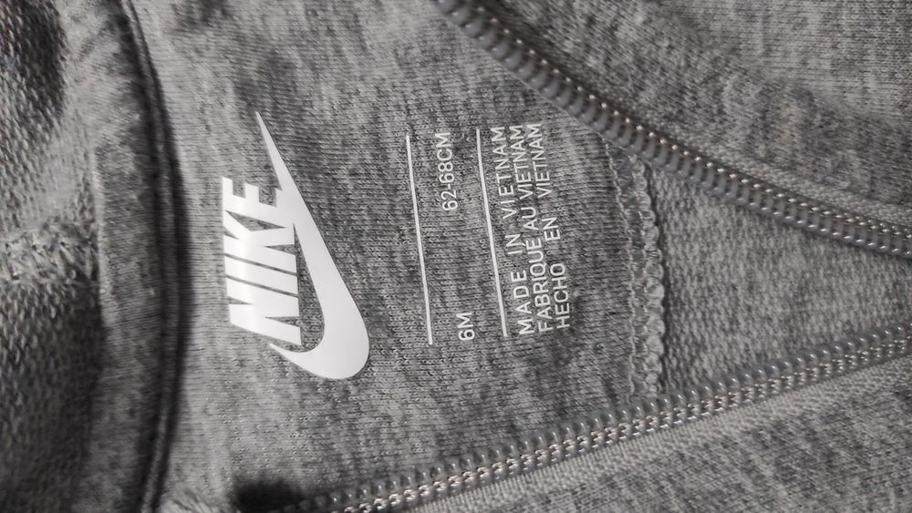 Pajacyk/ rampers/ body firmy Nike rozmiar 3-6 miesiecy