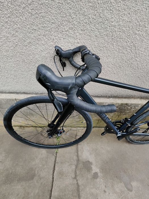 Шосейник  Гравійник, Triban 500