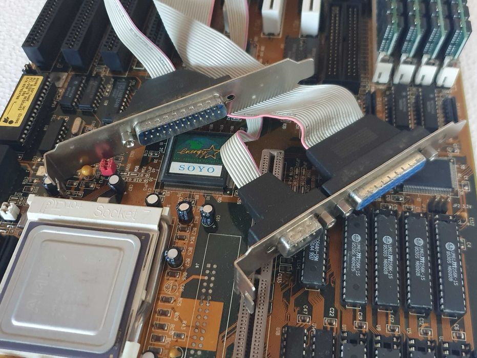 Motherboard Baby AT - SOYO SY-5TC2 - Socket 764737956610945121