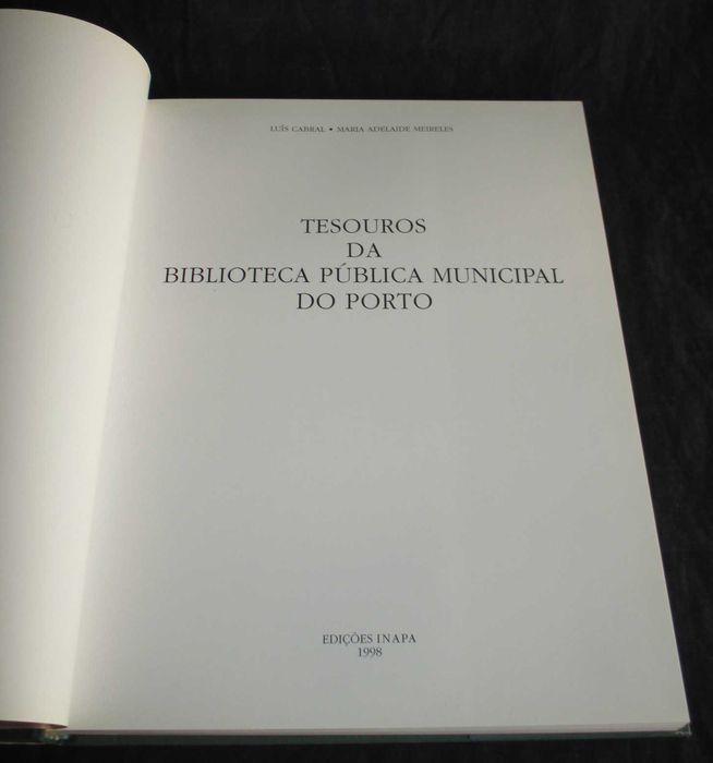 Livro Tesouros da Biblioteca Pública Municipal do Porto