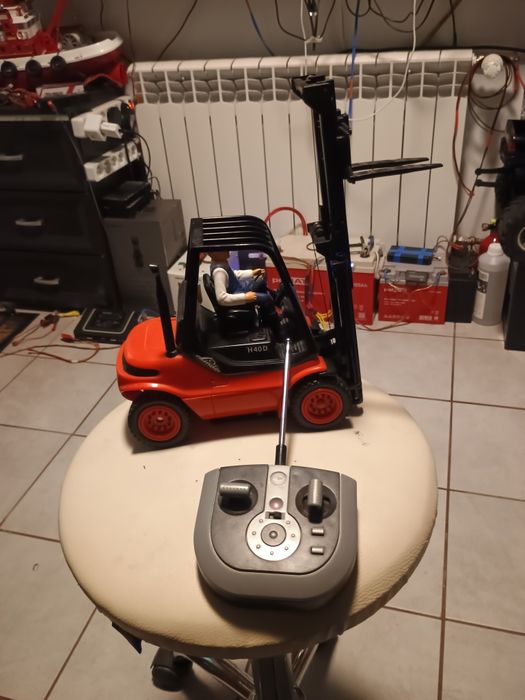 Zdalnie sterowany wózek widłowy dickie RC