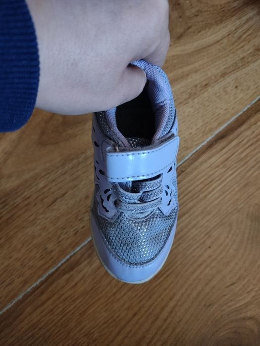 Adidasy rozmiar 23 dziewczęce