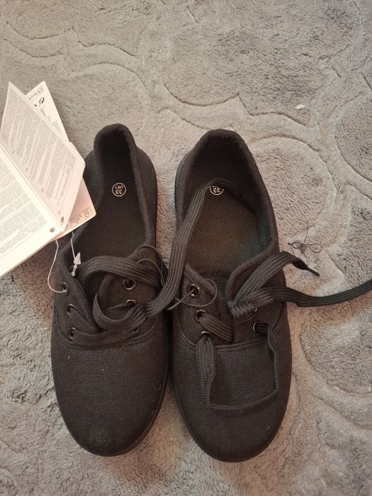 Buty dla dziewczynki