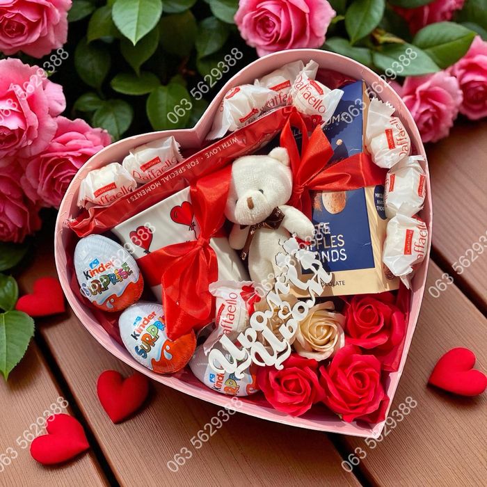 Подарунок дружині,дівчині, подарок девушке, солодкий бокс, 8 березня