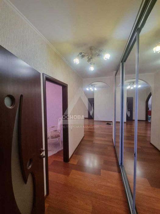 3к квартира, 93м, дом с консьержем, + паркинг