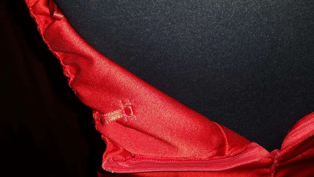 Seksowne czerwone sukienki